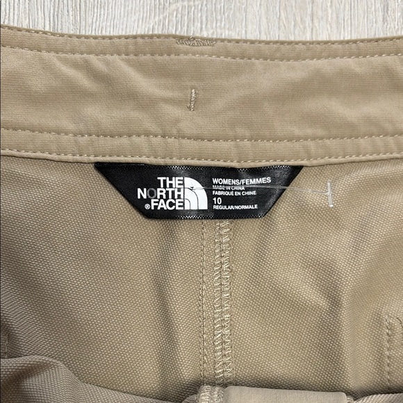 🔥BUNDLESALE Womens 10 The North Face Tan Straight Leg Capris Pants hiking - Picture 4 of 9